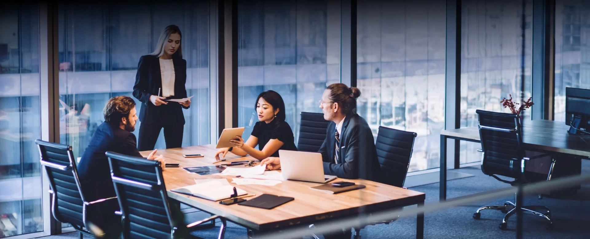 Slider quienes somos 01 binaria soluciones empresariales